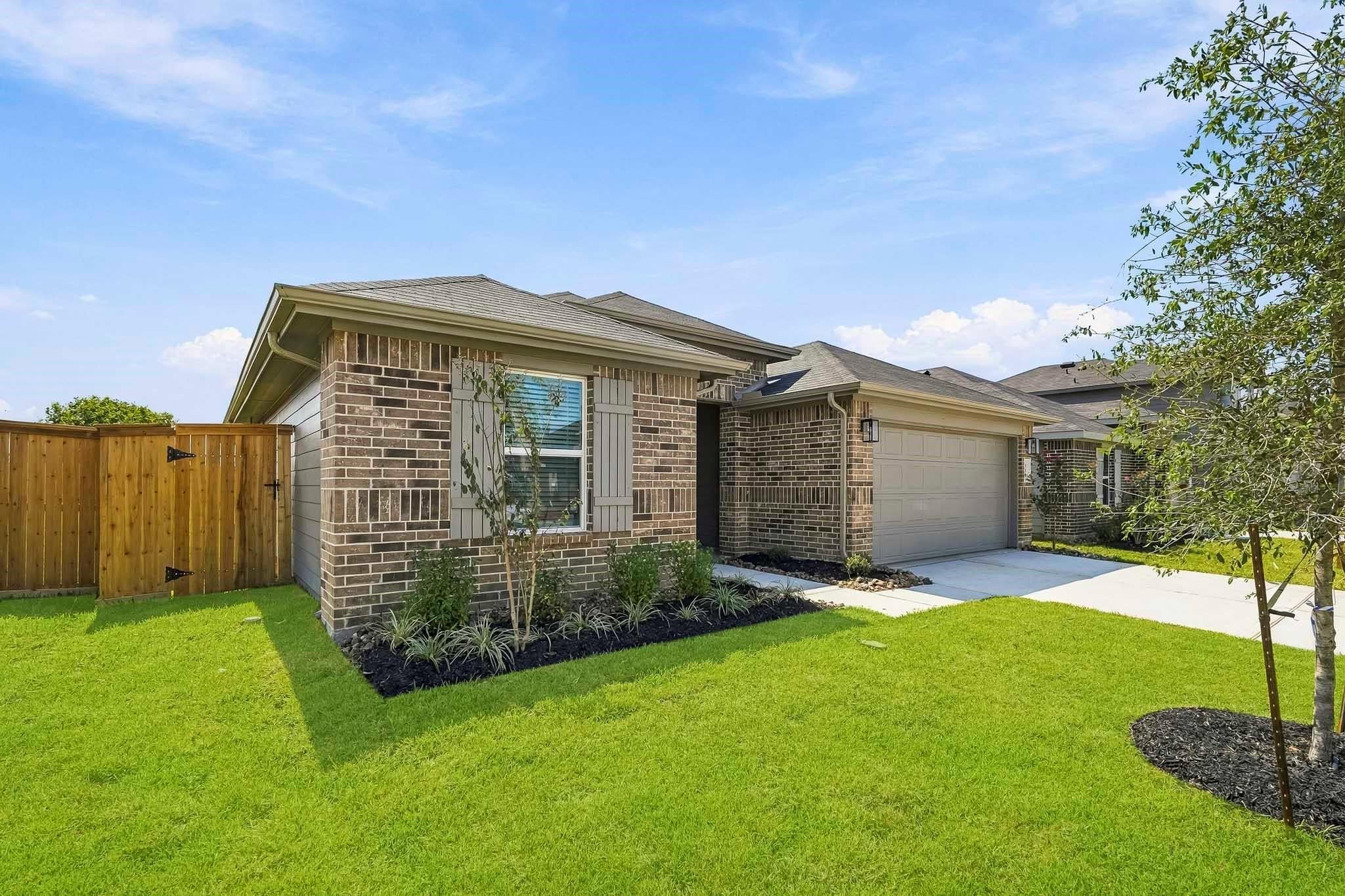 518 Palm Crest Court
