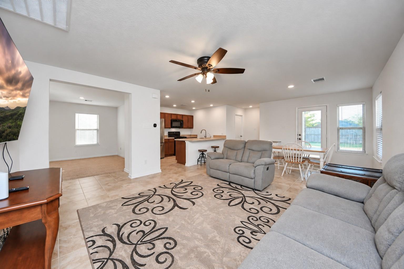 5924 Bluebonnet Lane