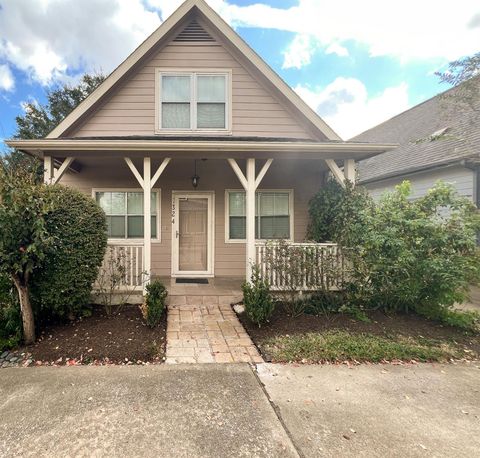 Photo of 1324 Dennis Street, Houston, TX 77004 (MLS # 17965541)