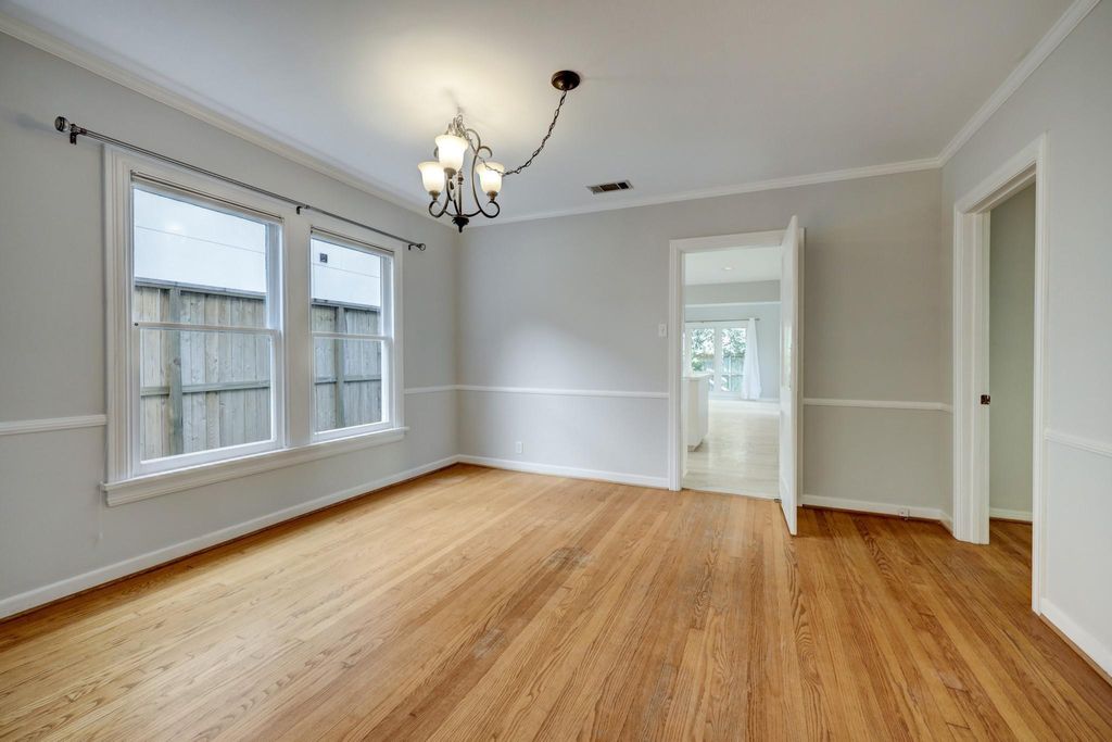 Photo of 2910 Plumb Street, Houston, TX 77005 (MLS # 37194493)