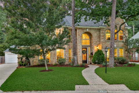 Homes For Sale - 25 Berry Blossom Drive<br/> Montgomery County, The Woodlands, TX 77380