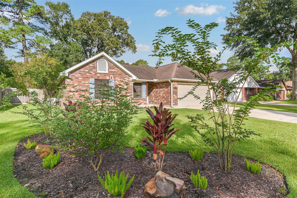Photo of 5703 Alpine Heights, Porter, TX 77365 (MLS # 98258673)