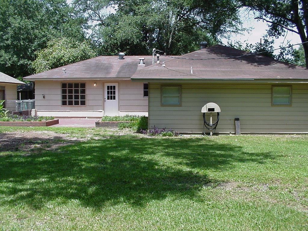 719 Barbara Street
