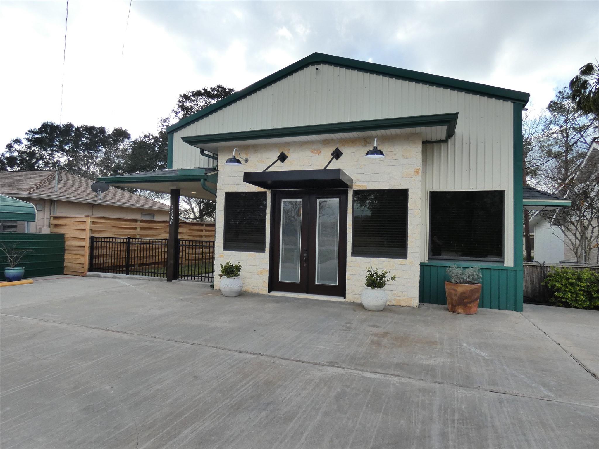 4832 Fm 2218 Road B