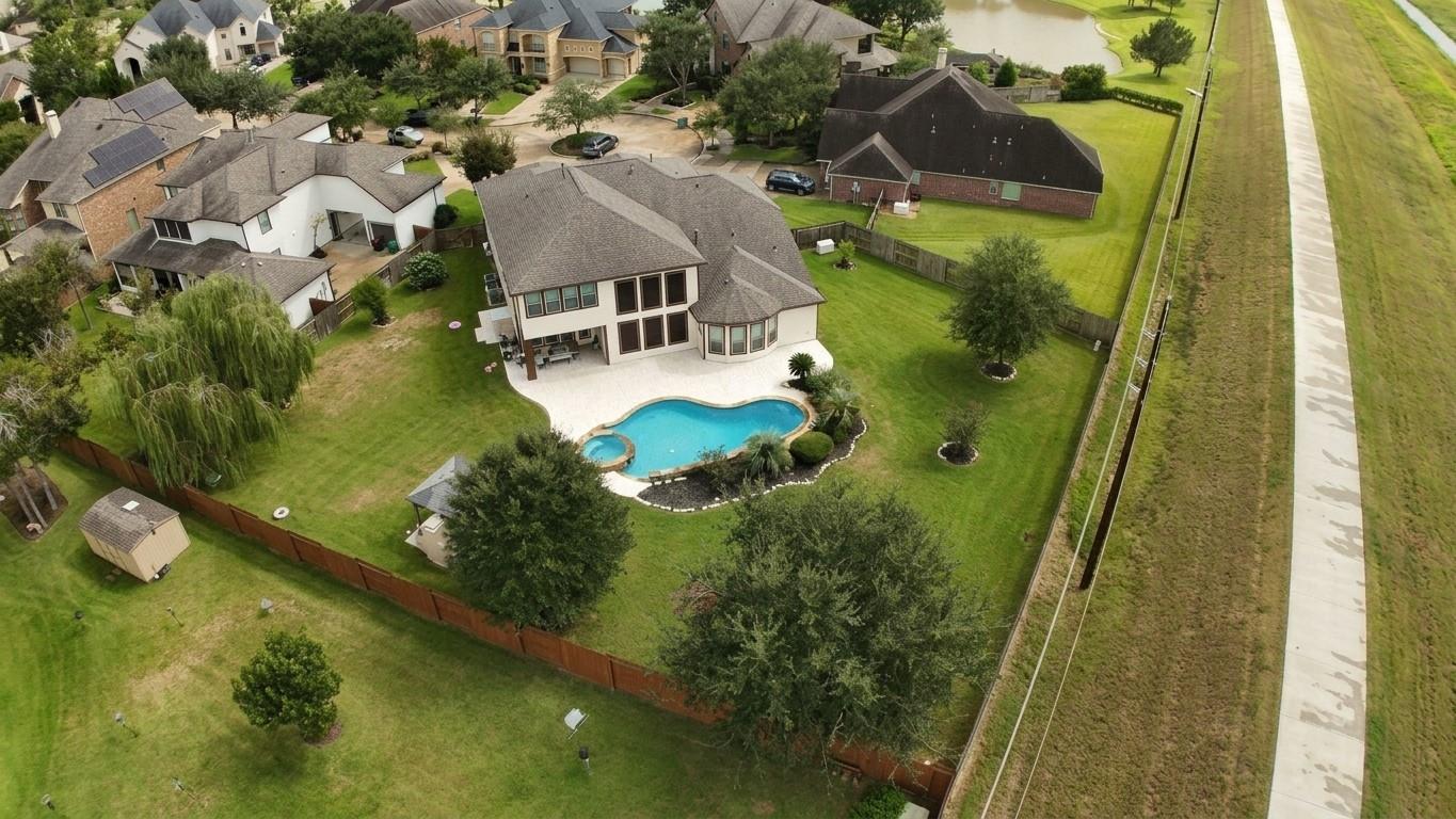 6907 Diamondleaf Court