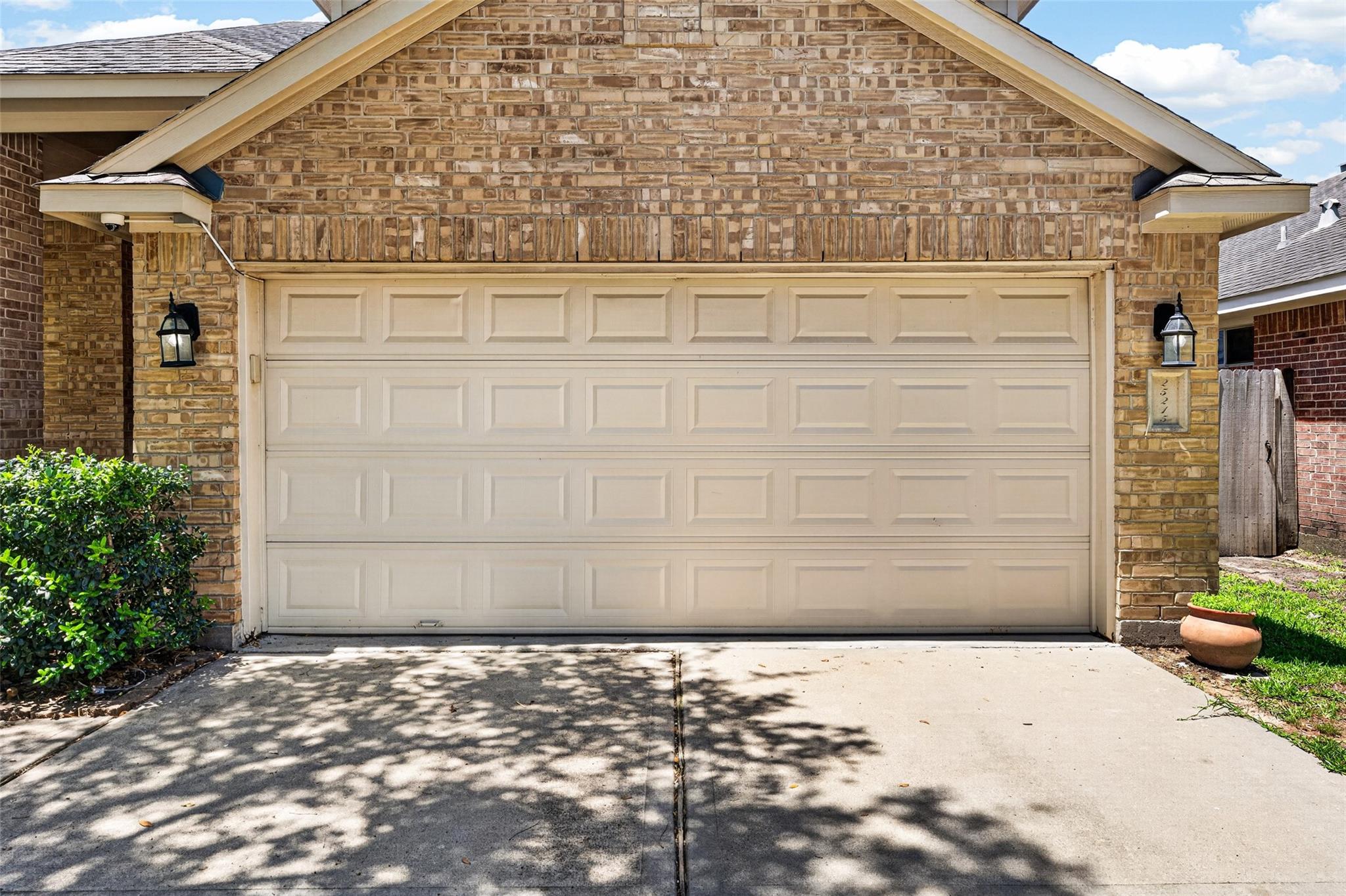 25215 Spring Iris Lane