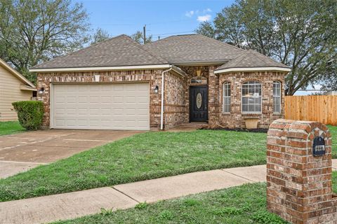 Photo of 2227 Oakwell Lane, Katy, TX 77449 (MLS # 32574984)