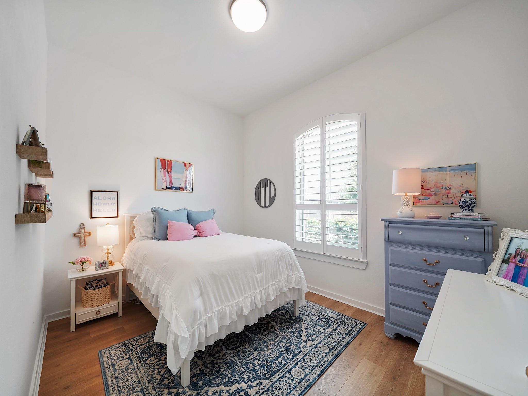 30614 Hawthorn Glen Court
