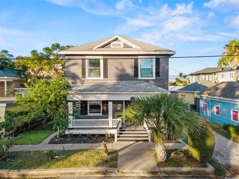 Photo of 1015 26th Street, Galveston, TX 77550 (MLS # 70701199)
