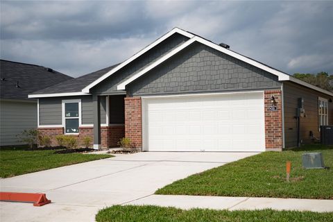 Photo of 510 Oak Chase Avenue, Dayton, TX 77535 (MLS # 67049044)