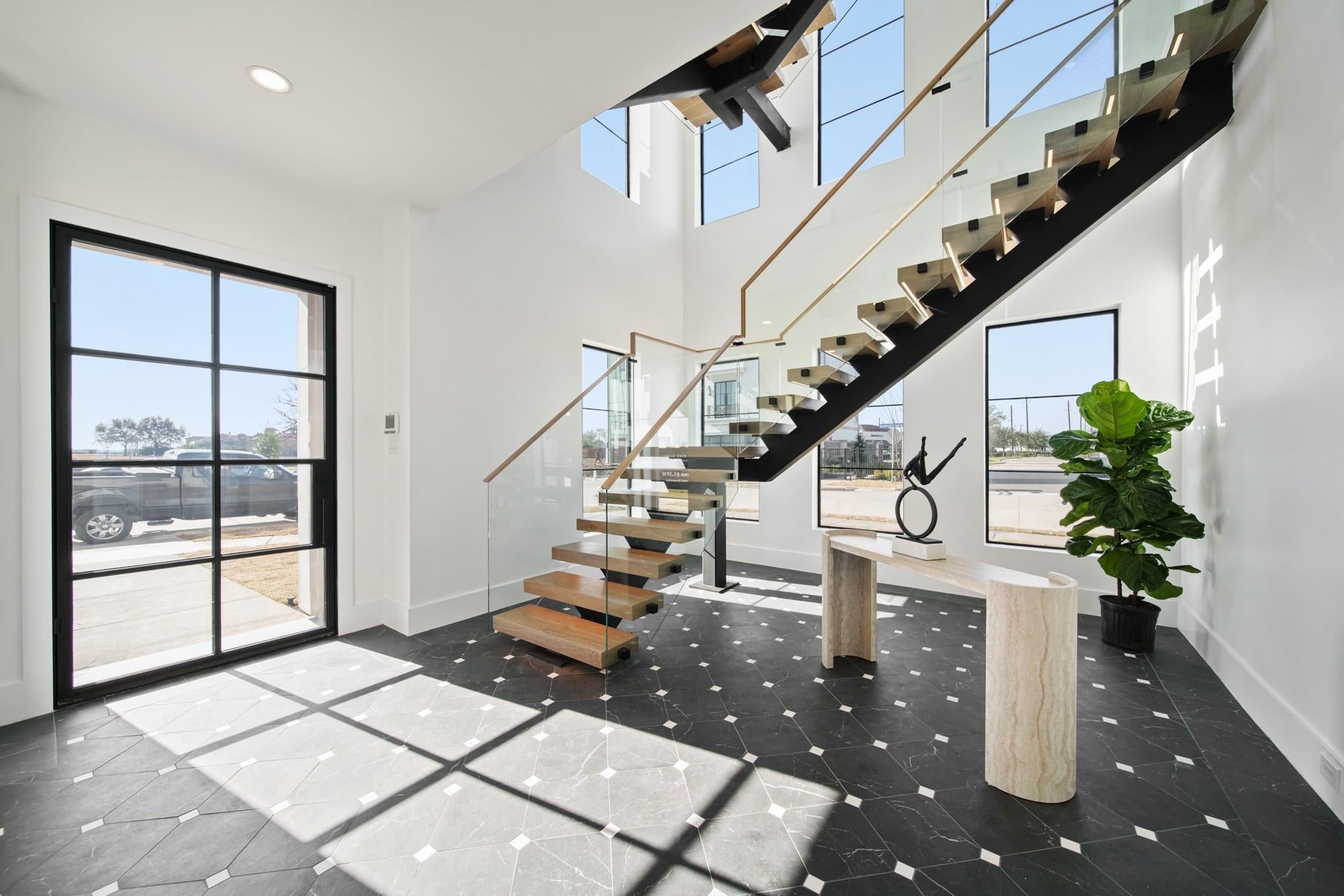 4610 Sunset Circle