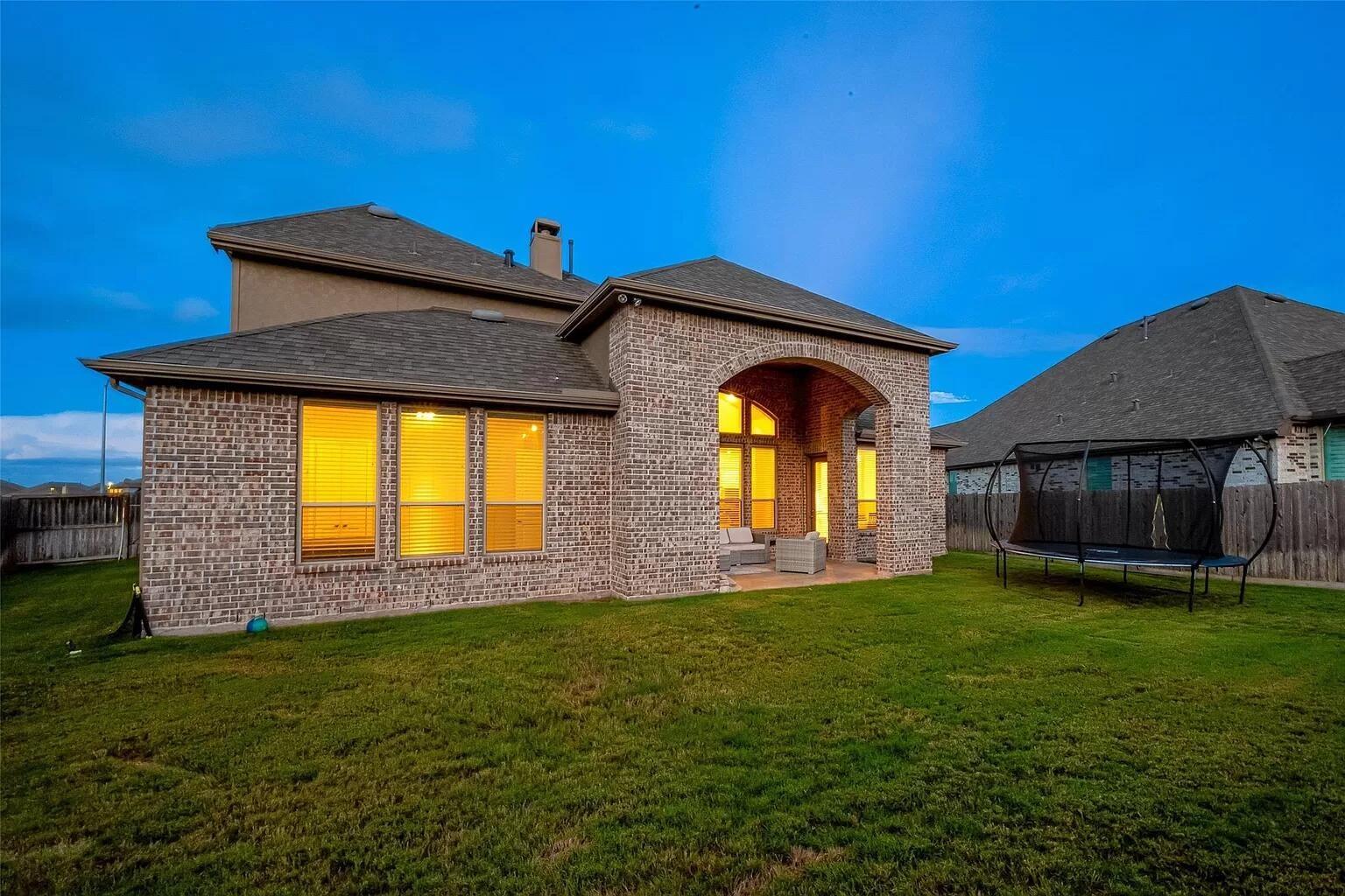 1203 Orange Pumpkin Lane