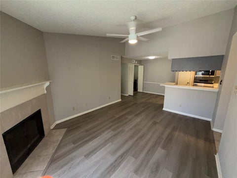 Photo of 2120 El Paseo Street #2312, Houston, TX 77054 (MLS # 91923136)
