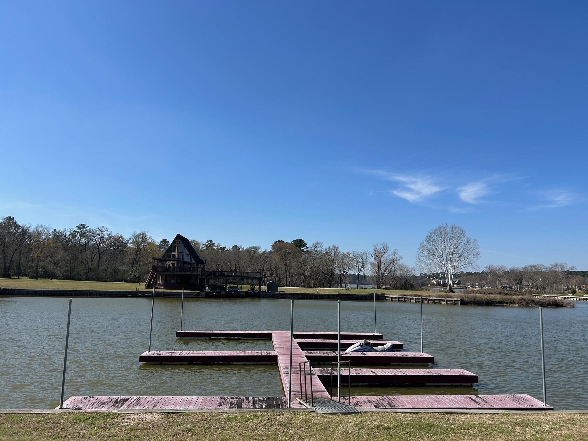 7 Wildwood Lake Drive