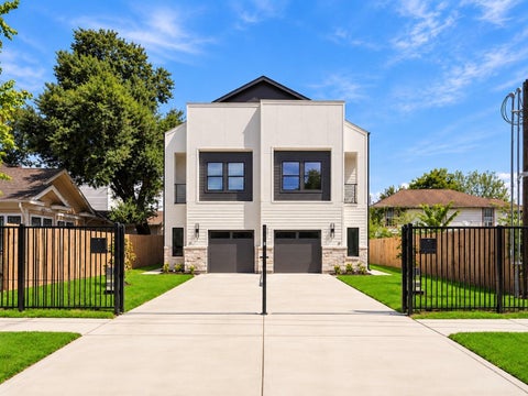 Multifamily For Rent - 2611 Holman Street #B<br/> Houston, TX 77004