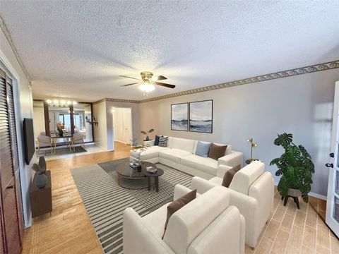 Photo of 2700 Bellefontaine Street #B8, Houston, TX 77025 (MLS # 55319464)