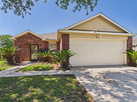 Photo of 9615 Adobe Rose Drive, Humble, TX 77396 (MLS # 69994592)