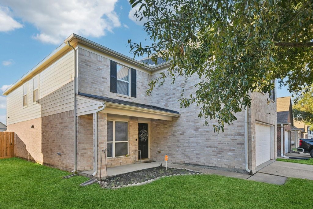 Photo of 5031 Hickory Burl Court, Katy, TX 77449 (MLS # 70129093)