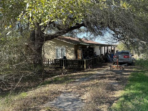 Vacant Land For Sale - 2398 Zion Hill Road<br/> Seguin, TX 78155