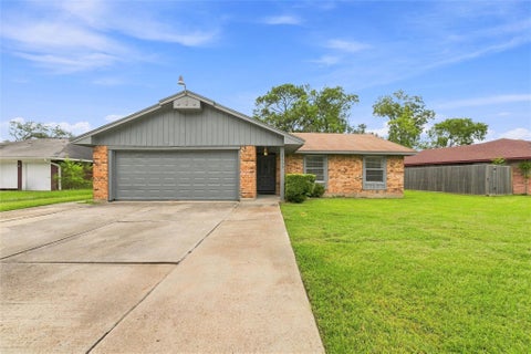 Photo of 21735 Greenham Drive, Houston, TX 77388 (MLS # 7382302)