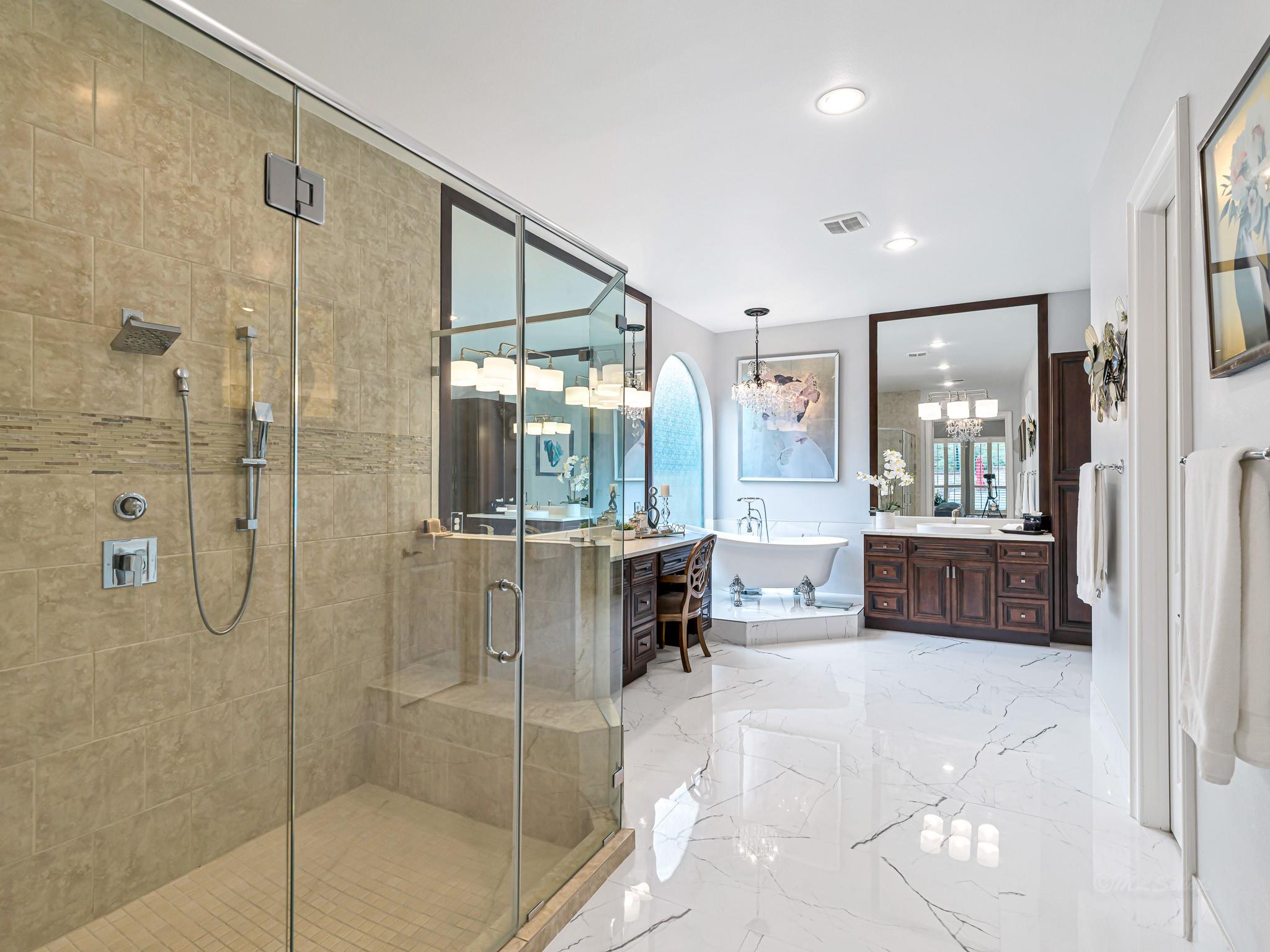 Katy, Texas, 77494, United States, 5 Bedrooms Bedrooms, ,7 BathroomsBathrooms,Residential,Active,2045700