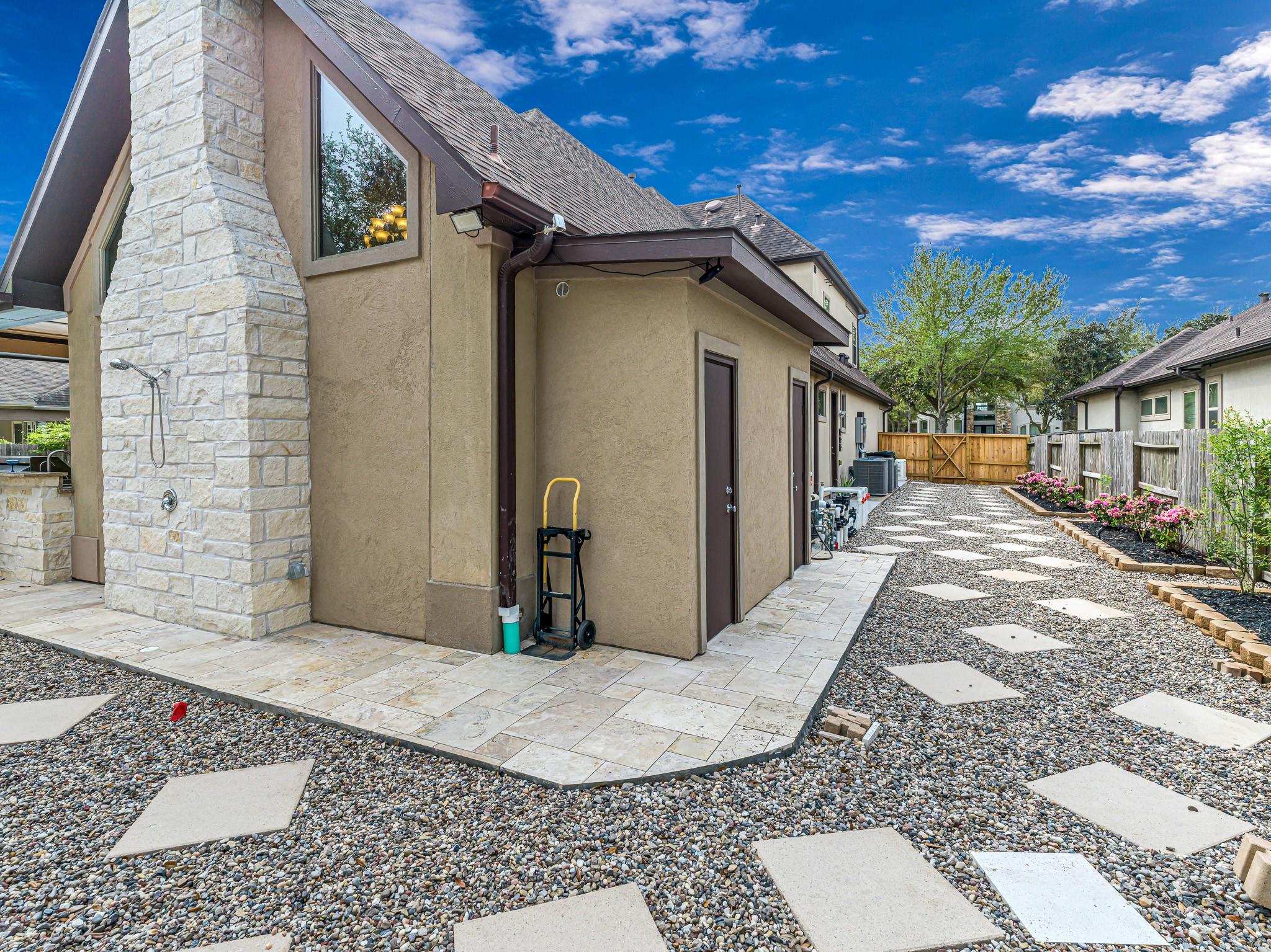 Katy, Texas, 77494, United States, 5 Bedrooms Bedrooms, ,7 BathroomsBathrooms,Residential,Active,2045700