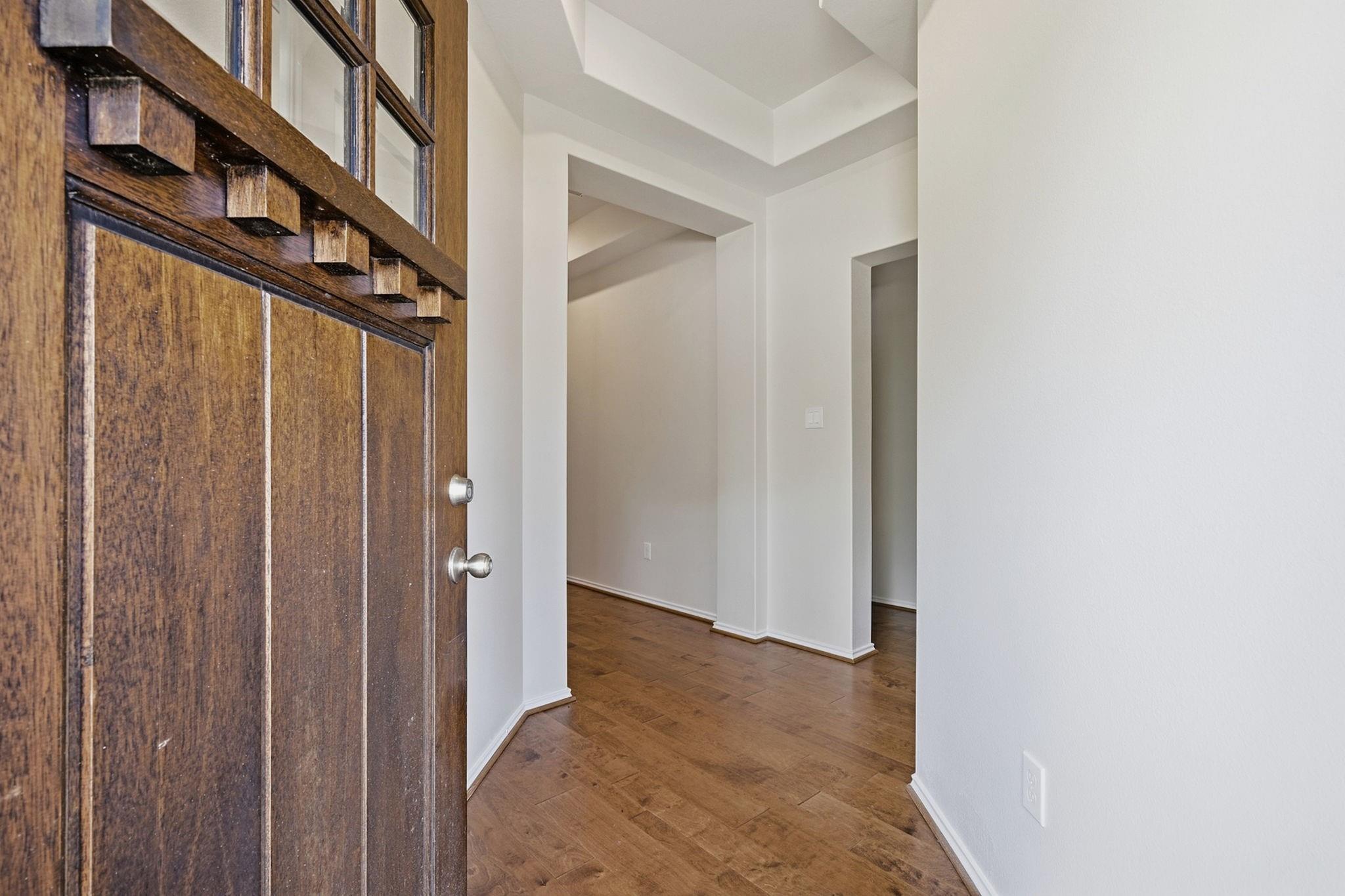2734 Meadow View Lane