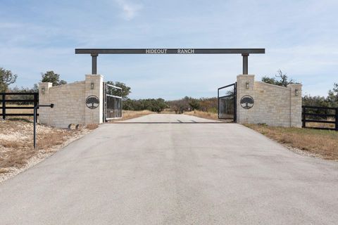 857 Brooklyn Drive NW Kerrville TX 78058