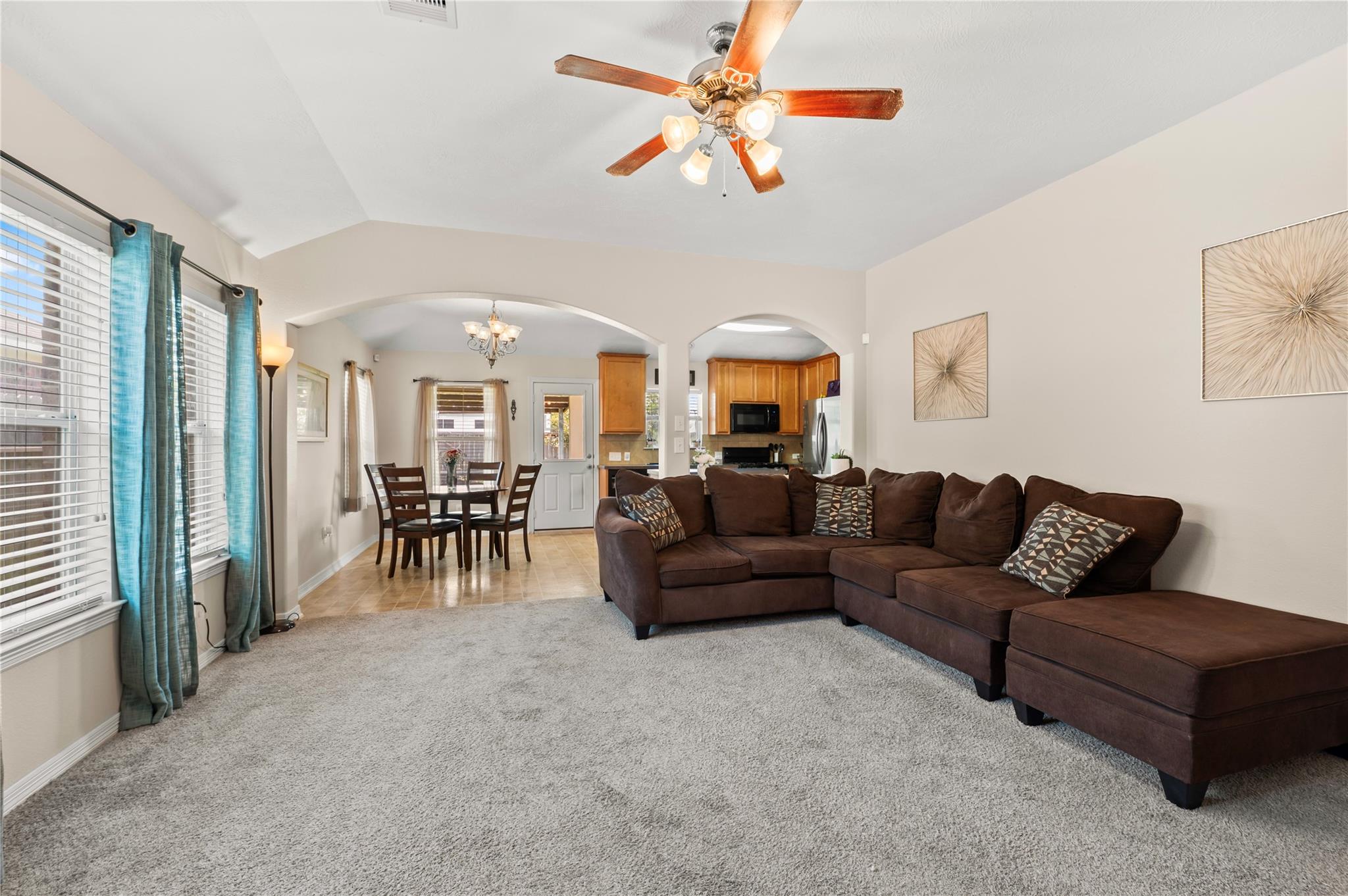 878 Driftwood Lane