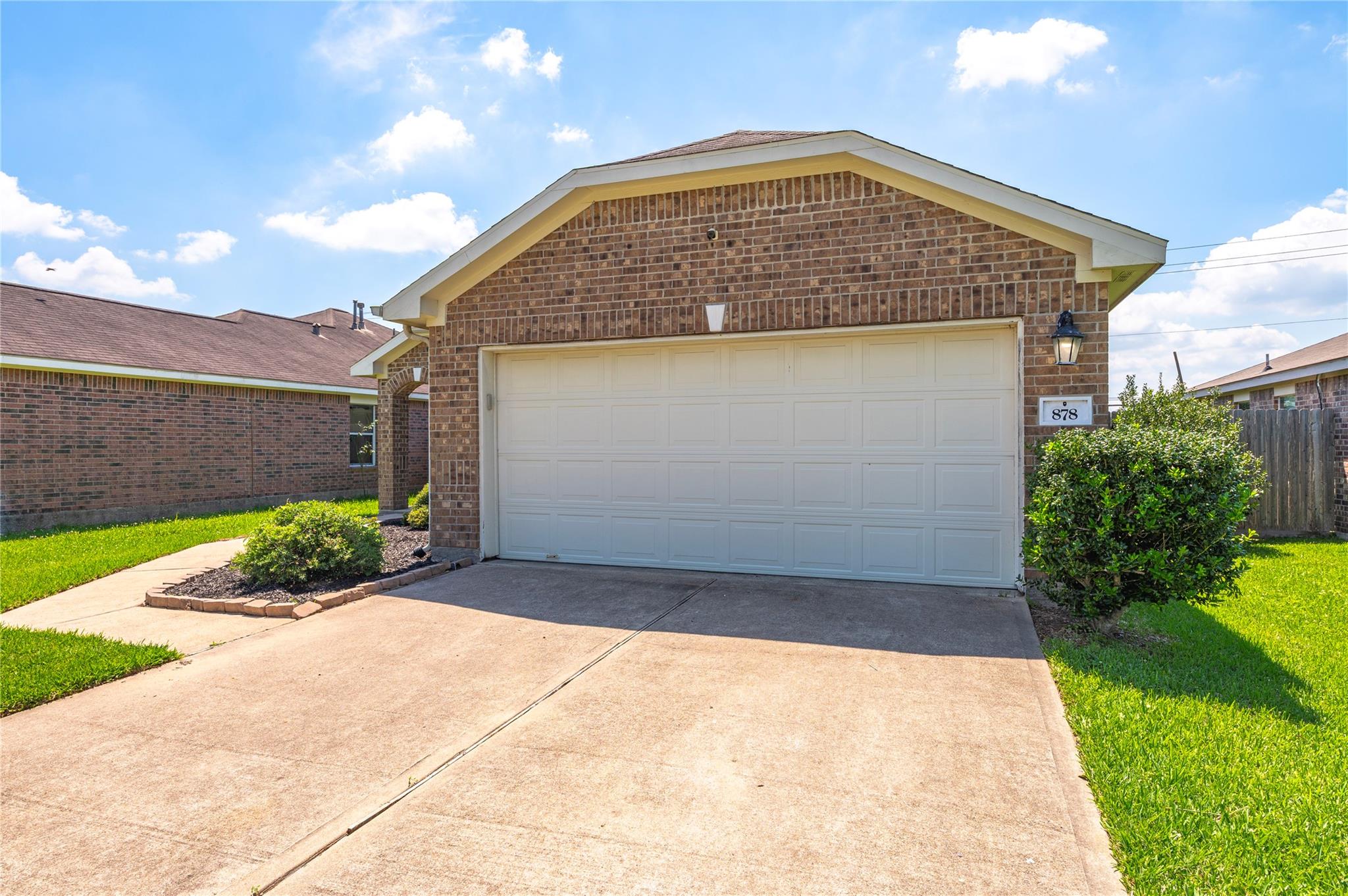 878 Driftwood Lane
