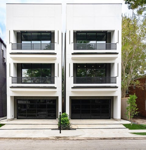 Photo of 1517 Mcduffie Street, Houston, TX 77019 (MLS # 9962976)