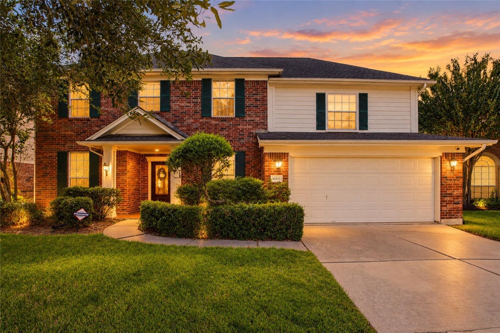 Photo of 16810 Benwick Drive, Sugar Land, TX 77498 (MLS # 80639819)