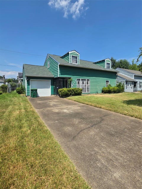 Photo of 3819 Alberta Street, Hockley, TX 77021 (MLS # 39801732)