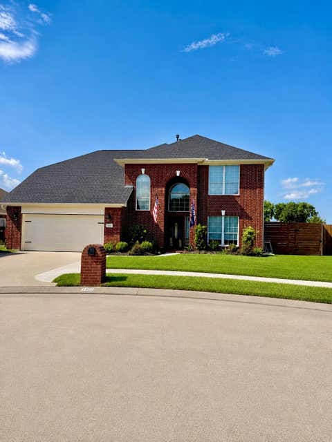 Photo of 105 Kevin Court, La Porte, TX 77571 (MLS # 63431630)