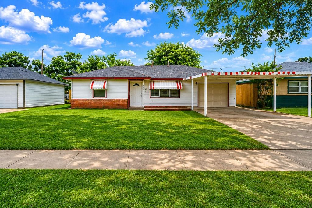 Photo of 415 Gober Street, Houston, TX 77017 (MLS # 36545501)