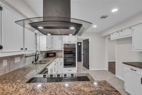 Photo of 3911 Pecan Valley Drive, Missouri City, TX 77459 (MLS # 14111575)