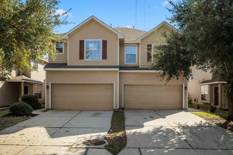 Photo of 2911 Hackamore Hollow Lane, Houston, TX 77014 (MLS # 22200266)