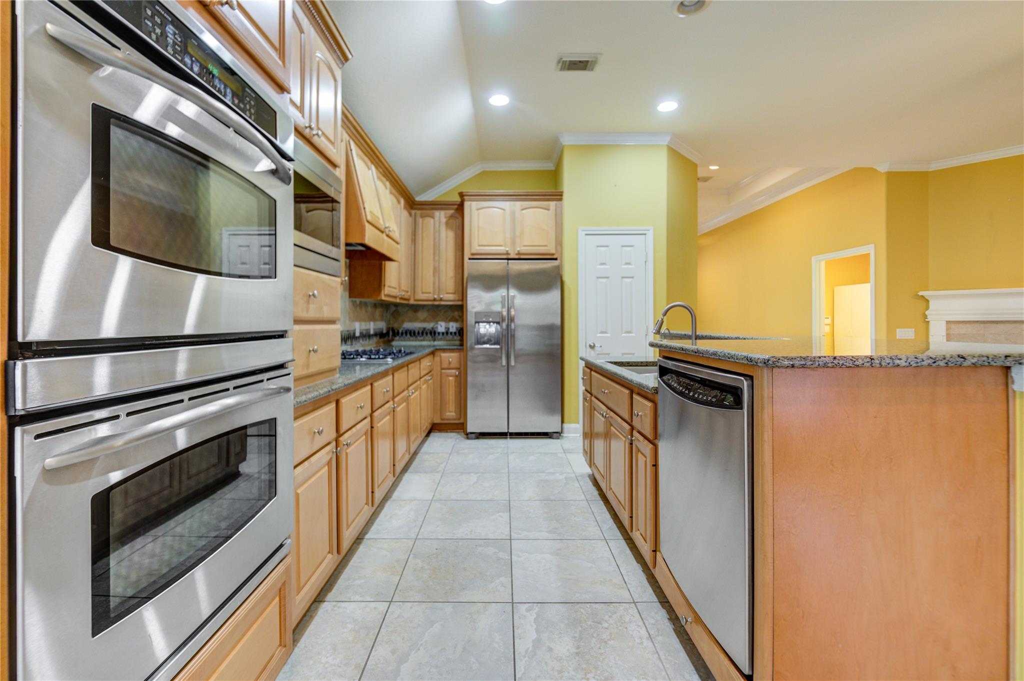 5026 Lodenberry Court