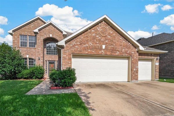 121 FAIRPORT CT, DICKINSON, TX 77539 - Image 7bca974c498f0f3afbea85e47cbcab15/4149397084