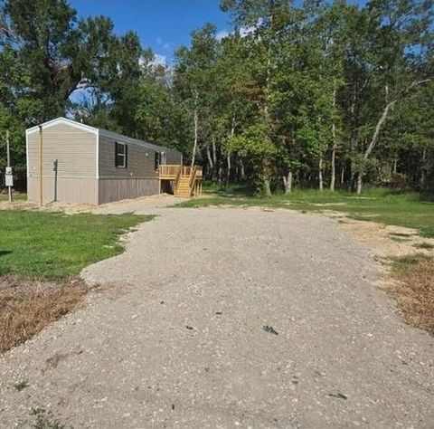 Mobile Home For Rent - 1125 Speights Road<br/> Hankamer, TX 77560