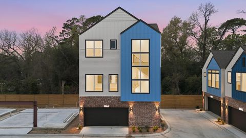 Photo of 330 Janisch Road #A, Houston, TX 77018 (MLS # 59070345)