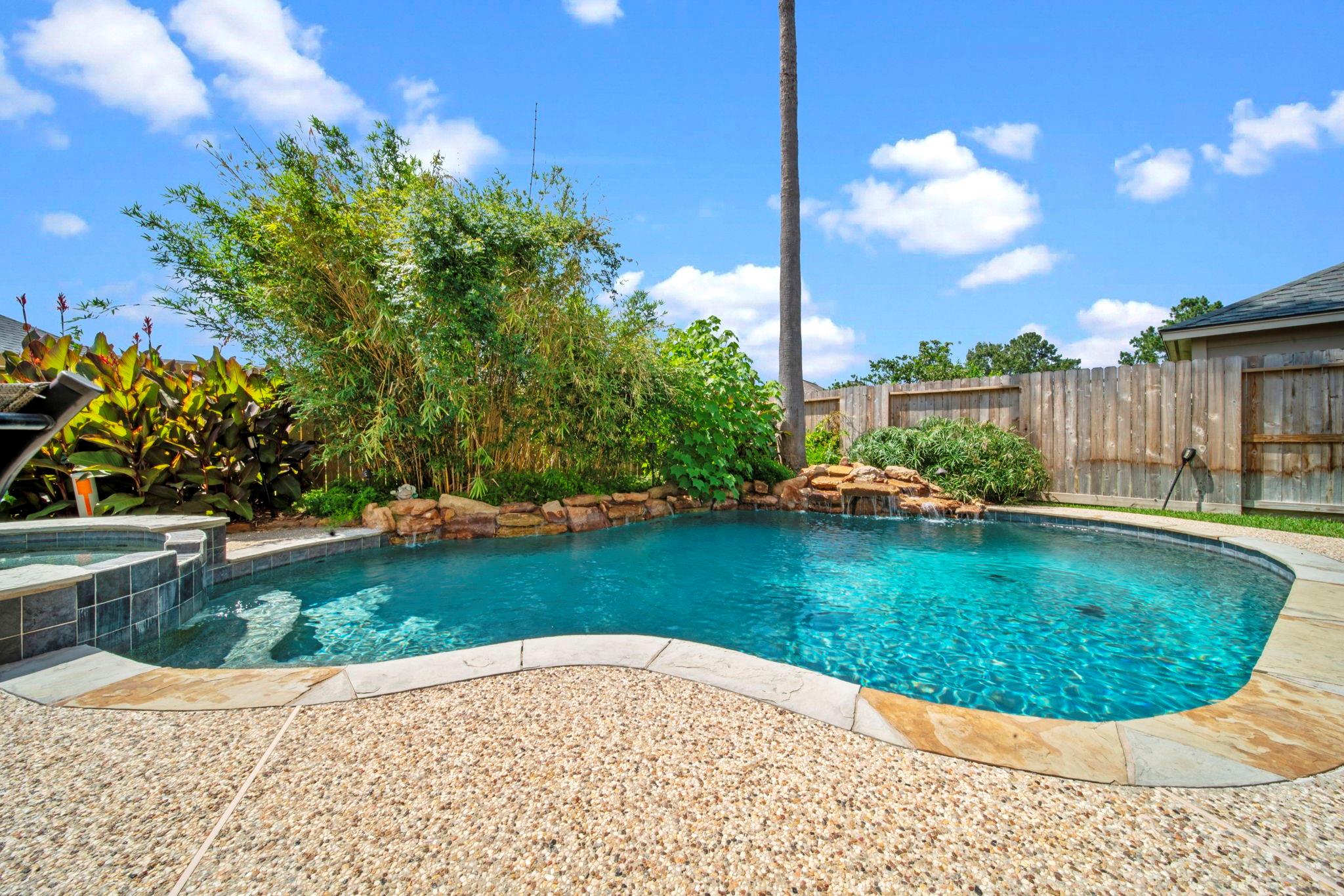 2223 Caroline Park Lane