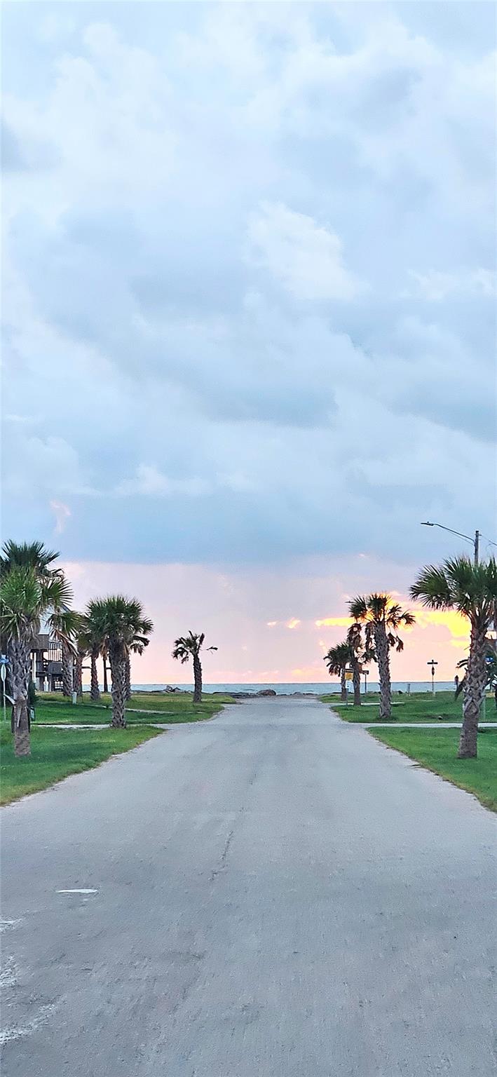 000 Jean Lafitte Drive