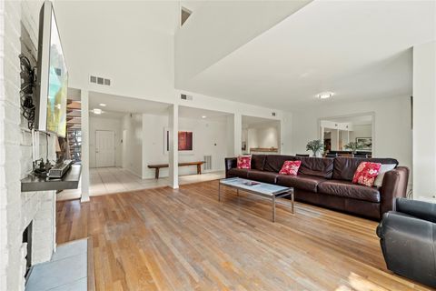 Photo of 1503 Harold Street, Houston, TX 77006 (MLS # 36269448)