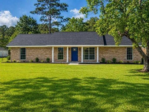 Photo of 2052 County Road 118, Liberty, TX 77575 (MLS # 65707799)