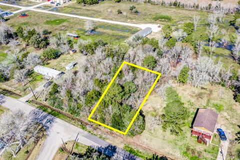 Vacant Land For Sale - 405 Snug Harbor Drive<br/> Liverpool, TX 77577