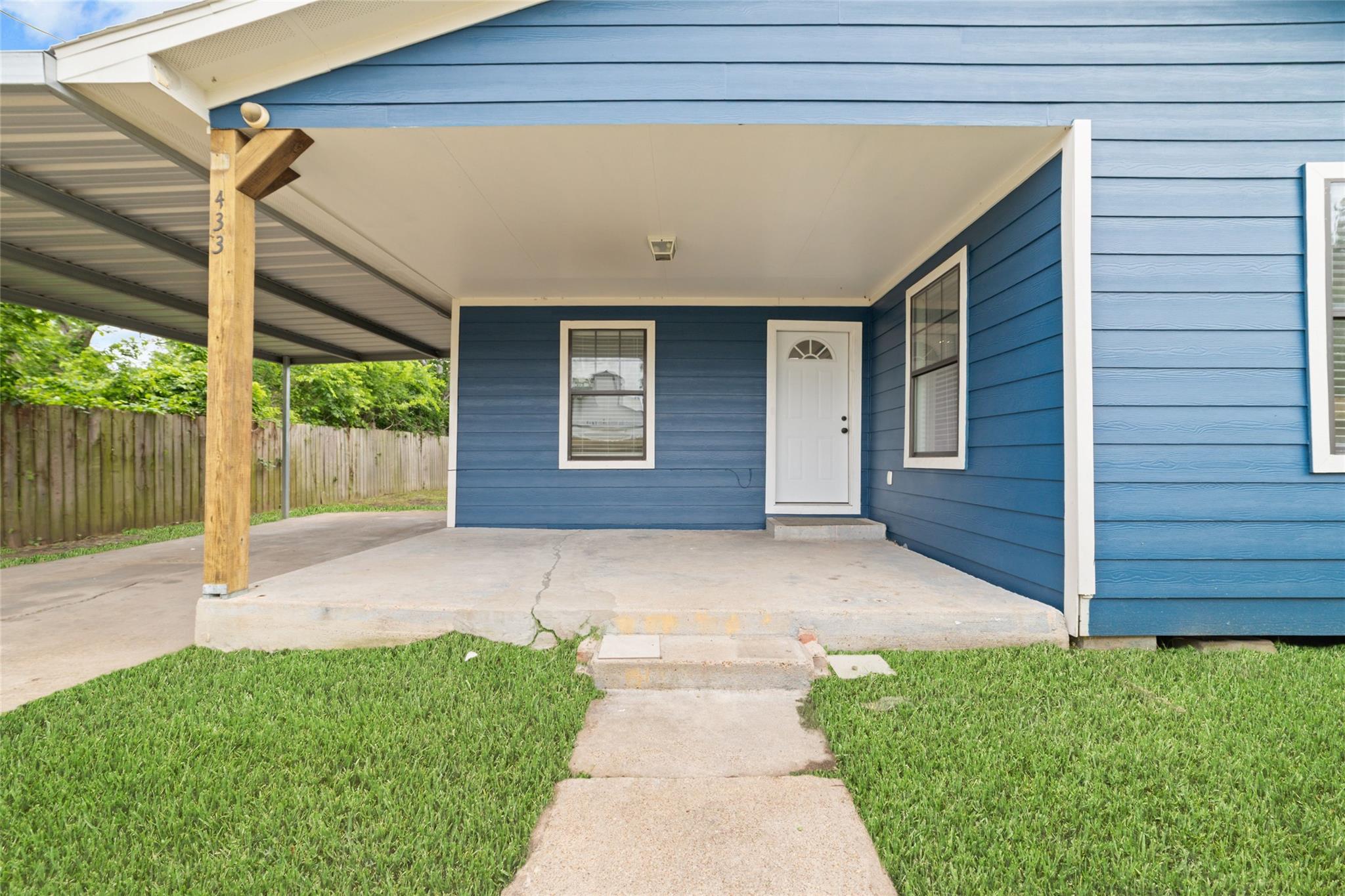 433 Calloway Street