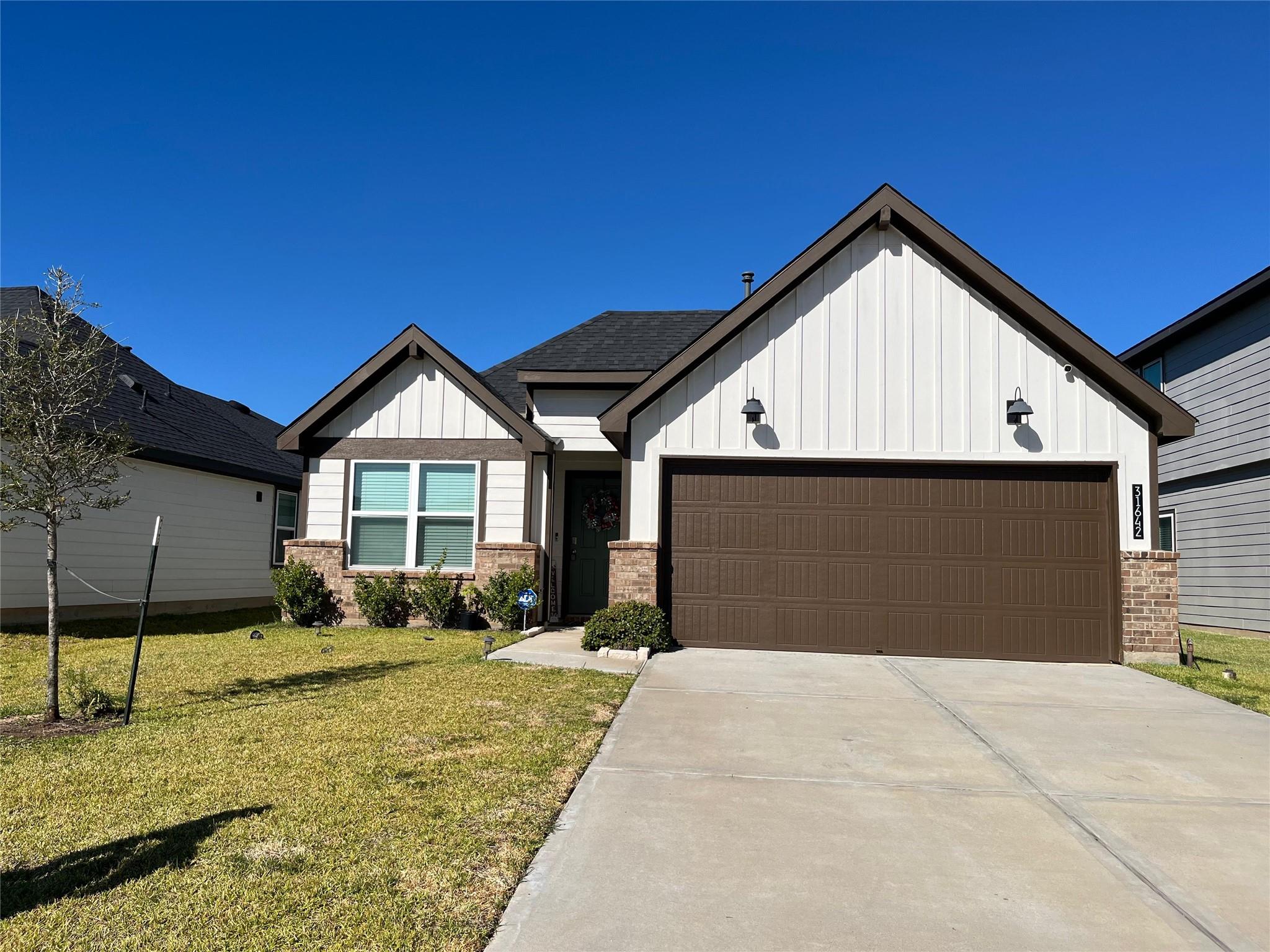 31642 Featherstone Trail