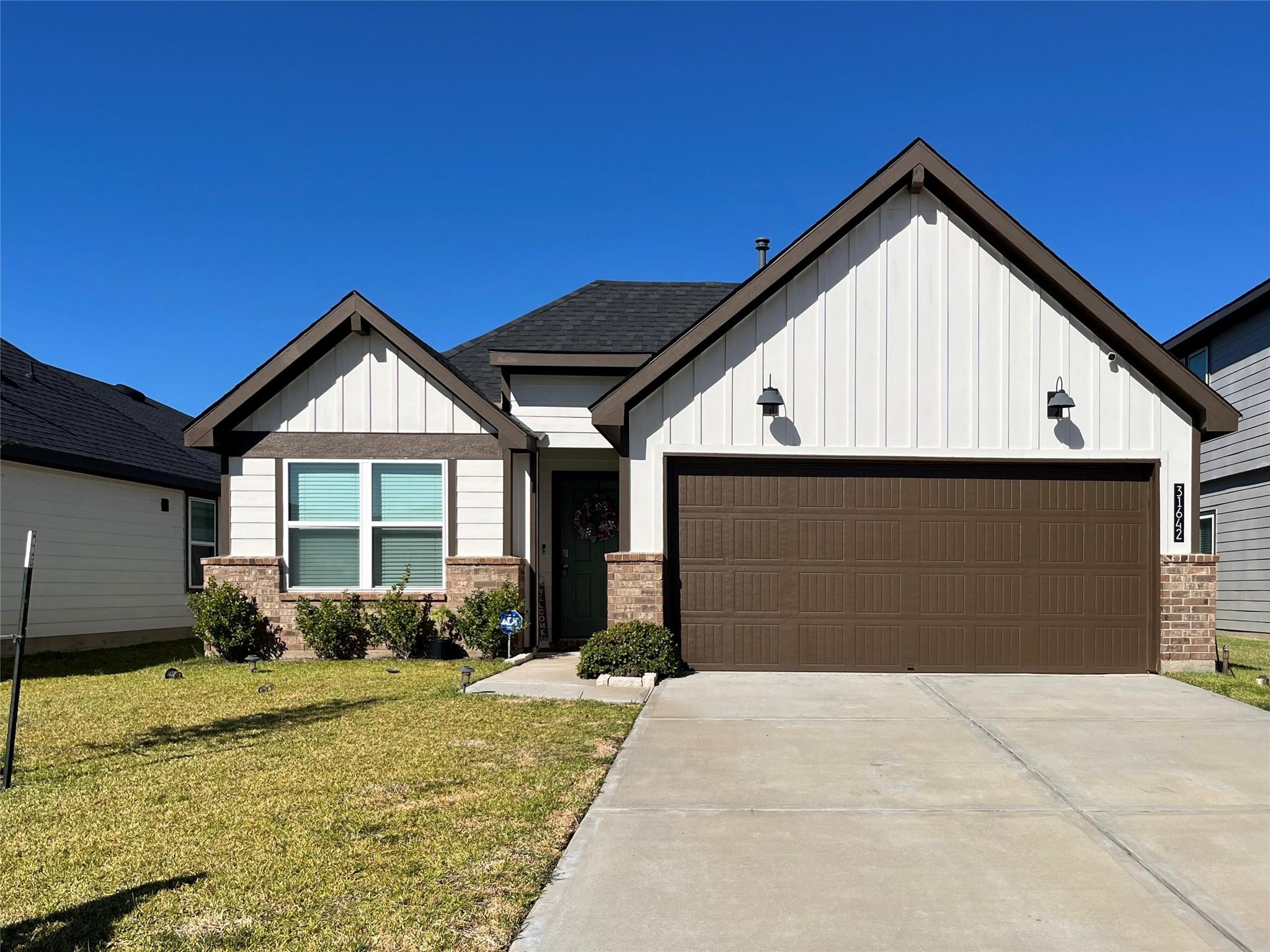 31642 Featherstone Trail