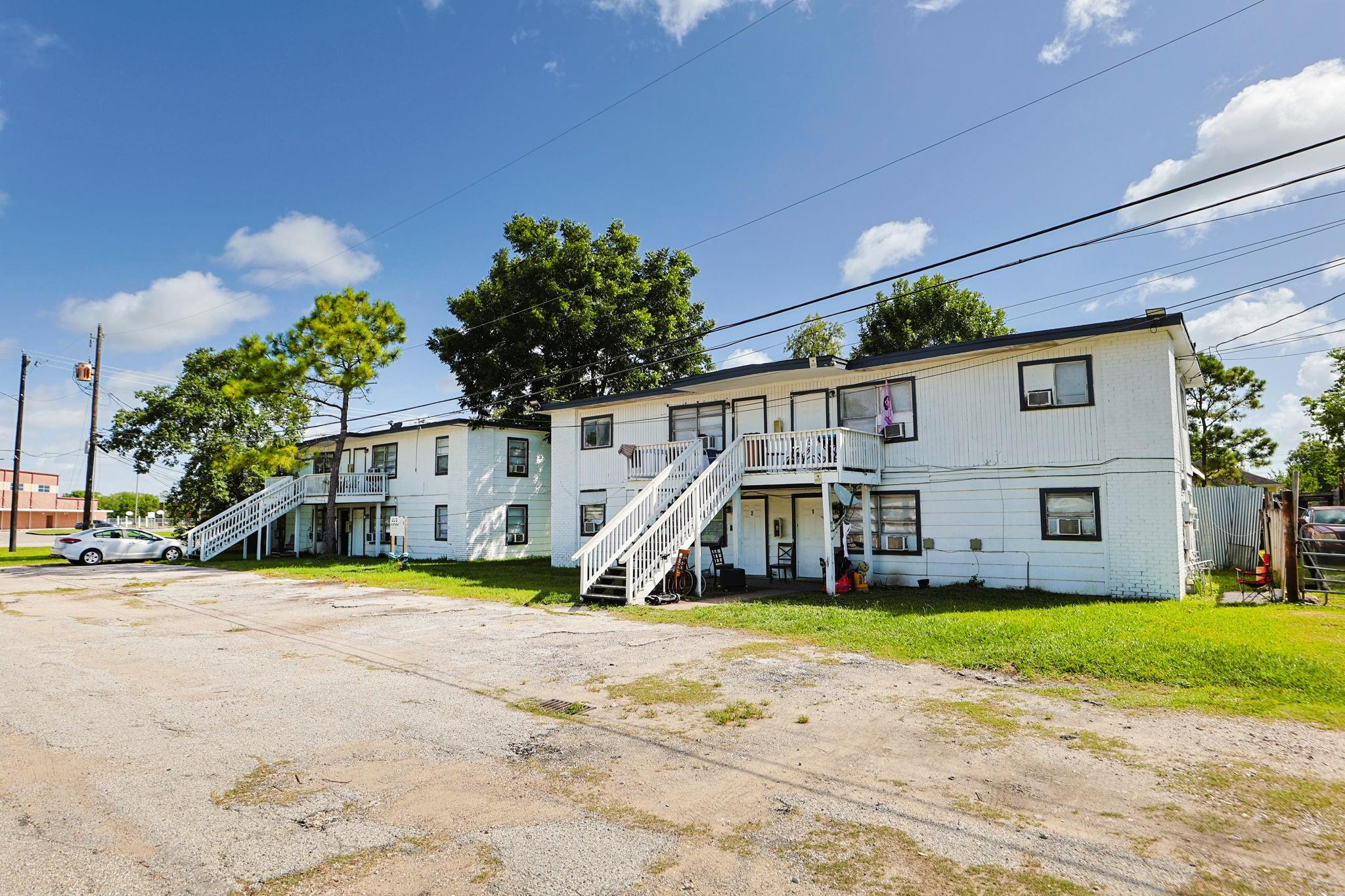 2312 & 2315 Avenue B 5